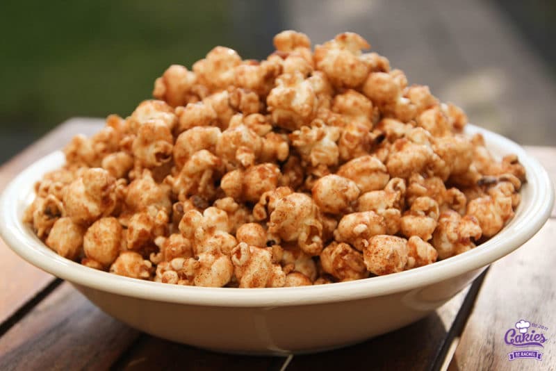 Addictive Cinnamon and Sugar Popcorn Recipe | This cinnamon and sugar popcorn is so good you will not be able to stop eating it. It's deliciously addictive! A simple and easy recipe. | http://www.cakieshq.com | Step 08